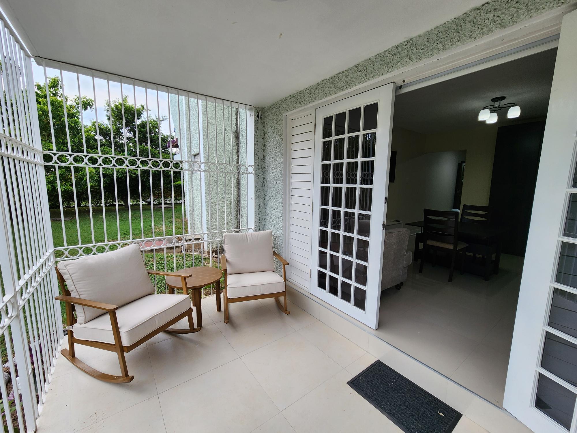 Apartment For Rent: CLIEVEDEN AVENUE, Kingston 6 | $150,000 photo 15