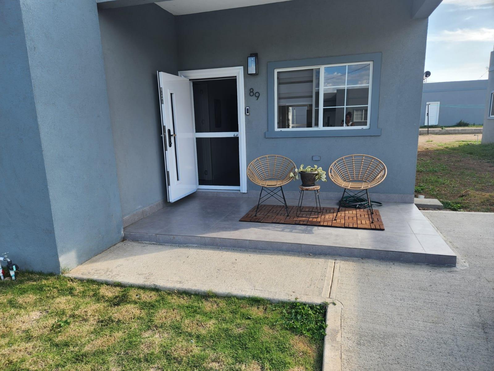 House For Rent: SCARBOROUGH AVENUE, OSHAW, Greater Portmore | $230,000 photo 2