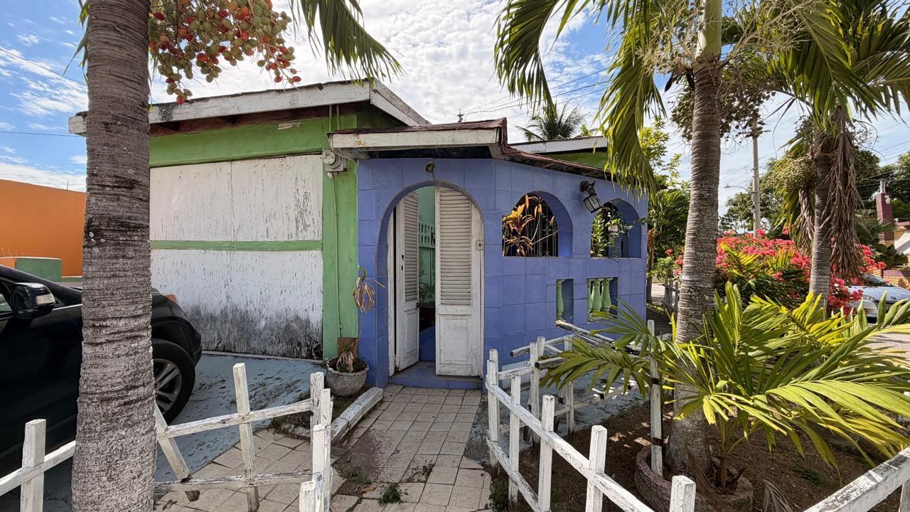 House For Sale: VIOLET CLOSE, ETHAM MEADO, Spanish Town | $16,500,000