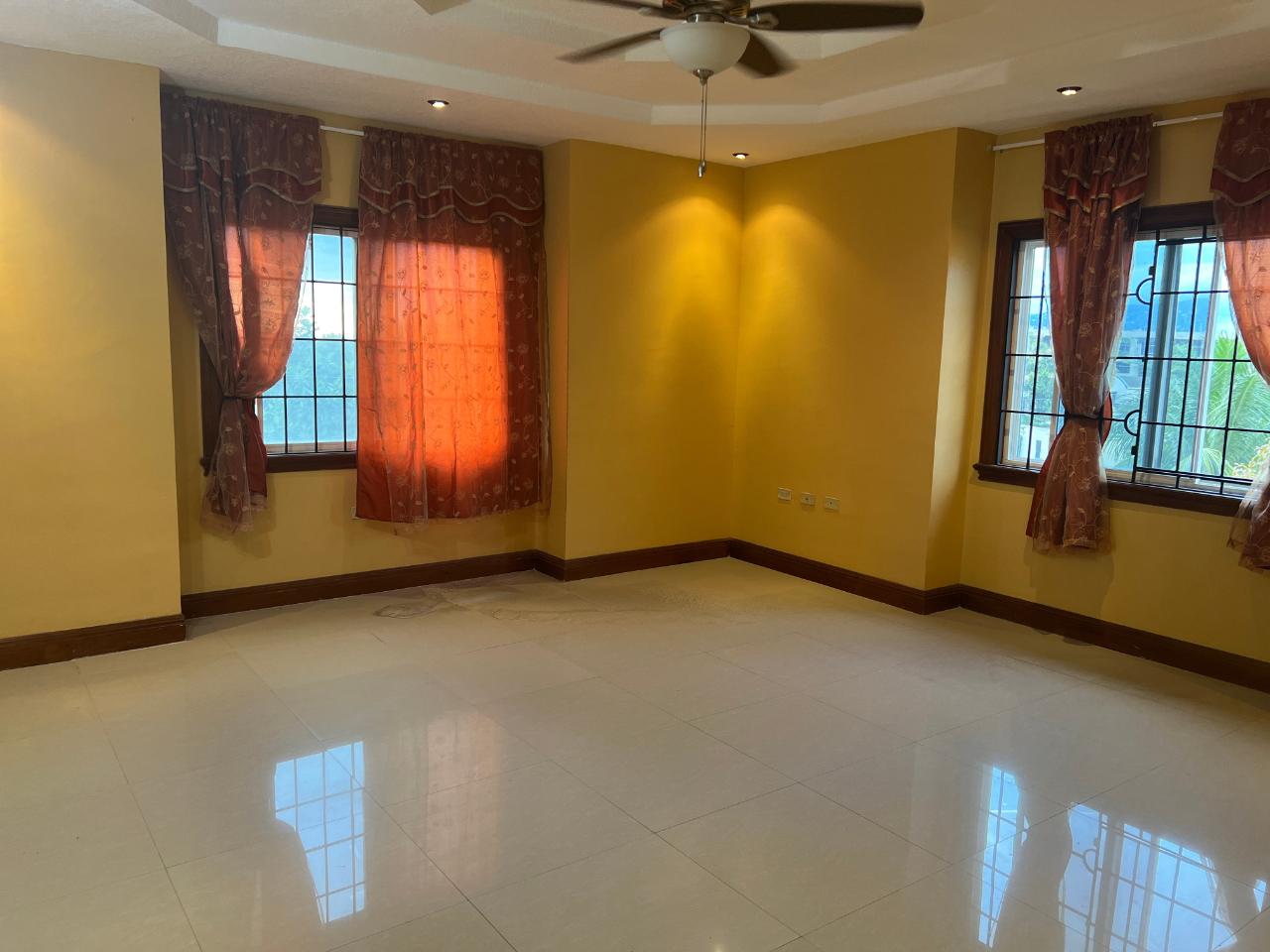 Apartment For Rent: MILLSBOROUGH AVENUE, Kingston 6 | $2,000 photo 11