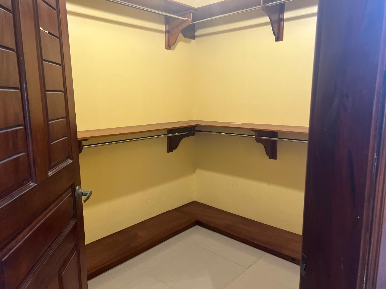 Apartment For Rent: MILLSBOROUGH AVENUE, Kingston 6 | $2,000 photo 12