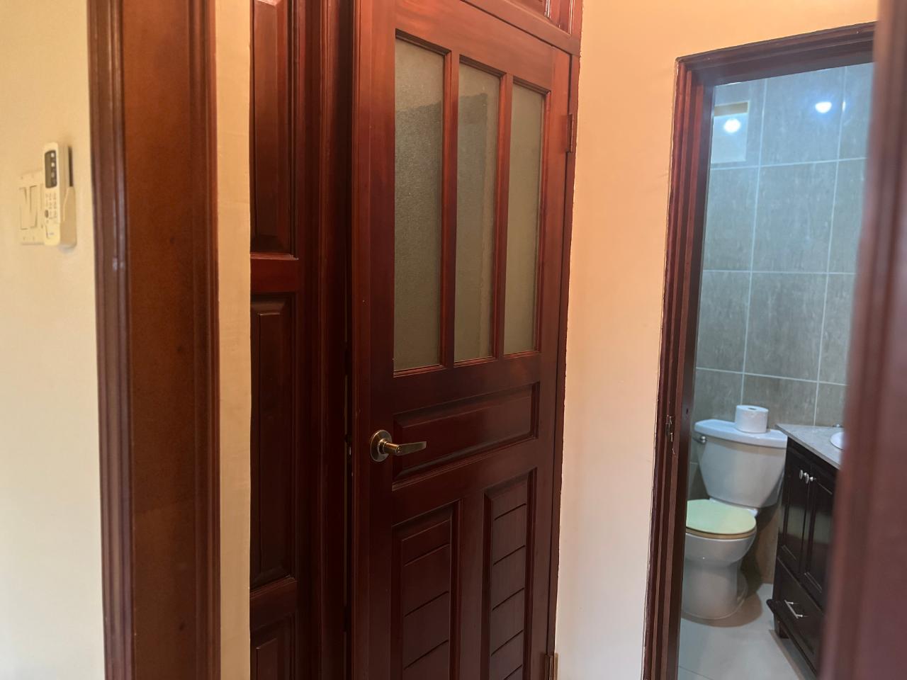 Apartment For Rent: MILLSBOROUGH AVENUE, Kingston 6 | $2,000 photo 17
