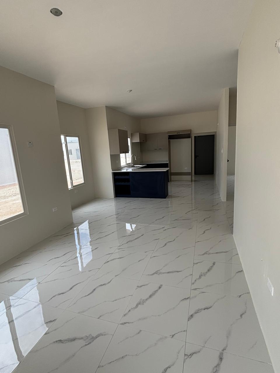 House For Rent: CORAL SPRING ESTATE, Coral Spring | $140,000 photo 8