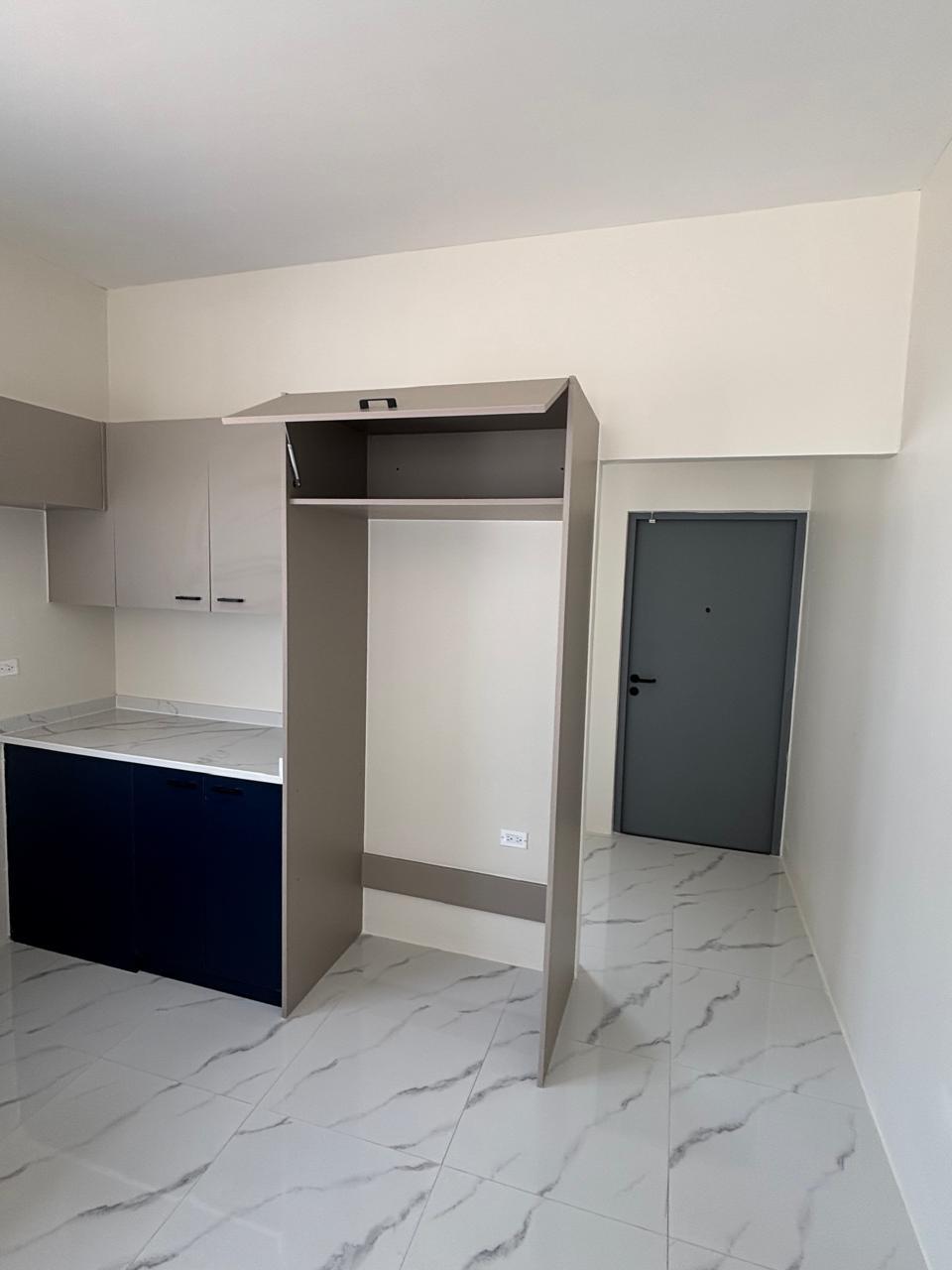 House For Rent: CORAL SPRING ESTATE, Coral Spring | $140,000 photo 12