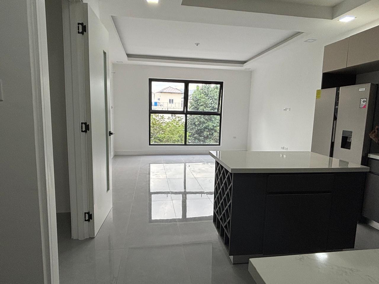 Apartment For Rent: HALIFAX AVENUE, Kingston 6 | $1,100 photo 4