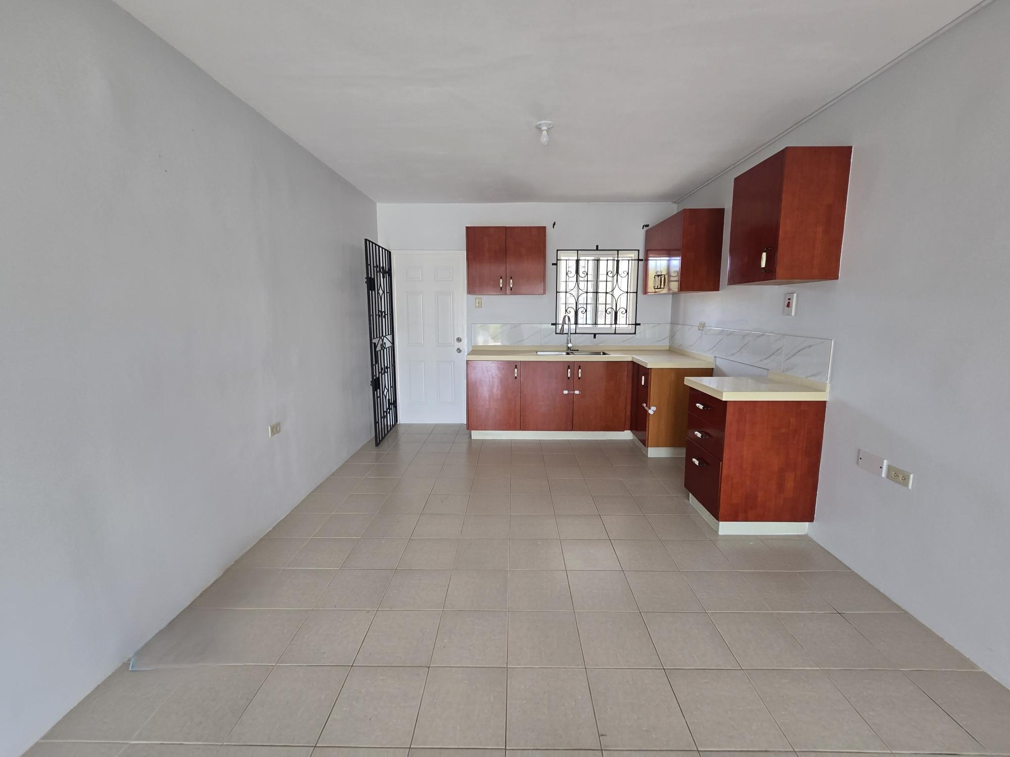House For Rent: SANDHILLS VISTA, Hellshire Heights | $115,000 photo 4