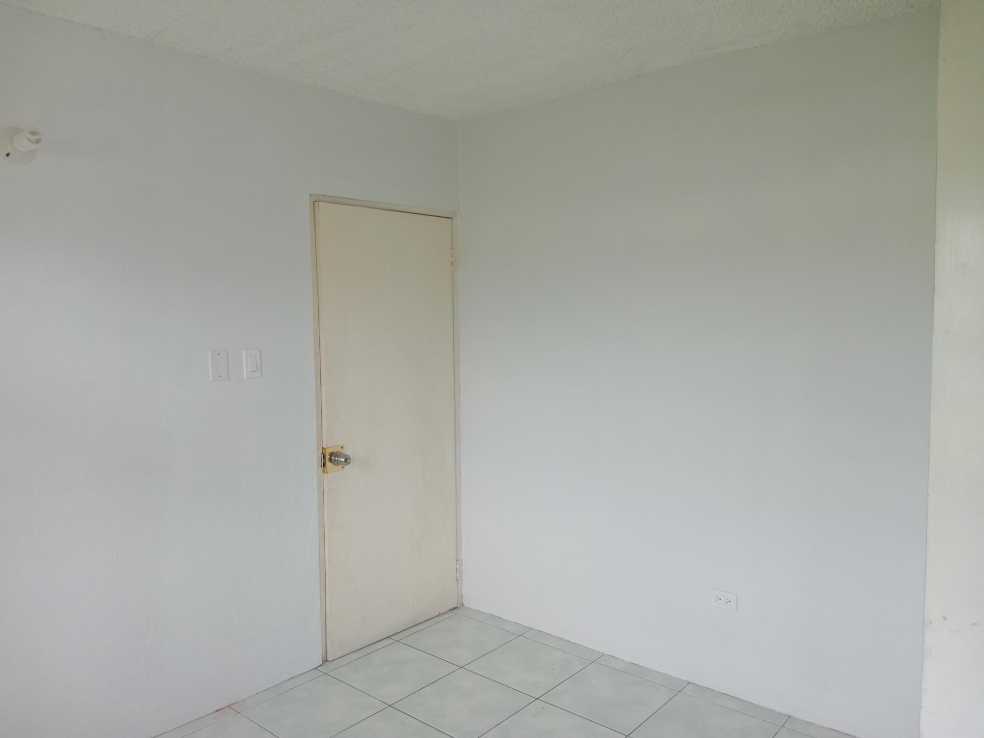 Apartment For Rent: GILMOUR DRIVE, Kingston 20 | $120,000 photo 4