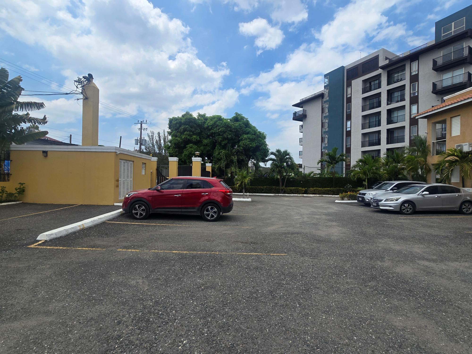 Apartment For Rent: WELLINGTON DRIVE, Kingston 6 | $150,000