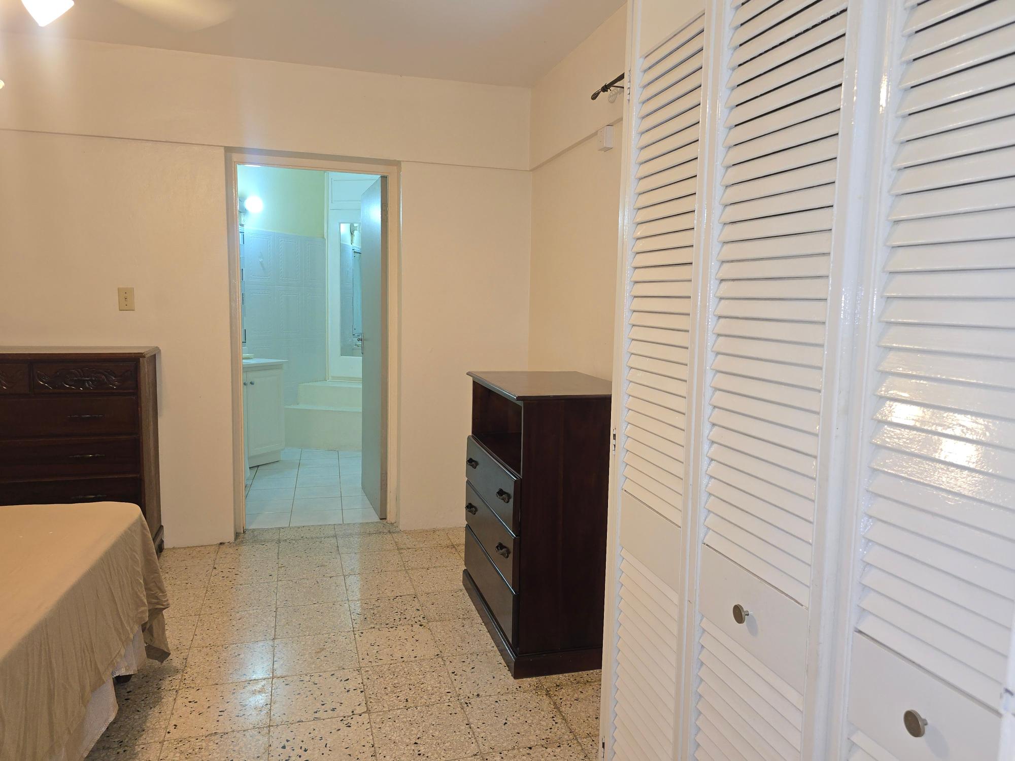 Apartment For Rent: WEYCLIFFE CLOSE, Kingston 6 | $100,000 photo 7