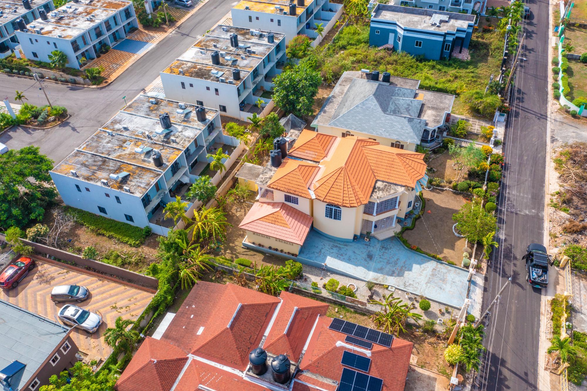 House For Sale: BRIDGEWATER GARDENS, Discovery Bay | $450,000 photo 2