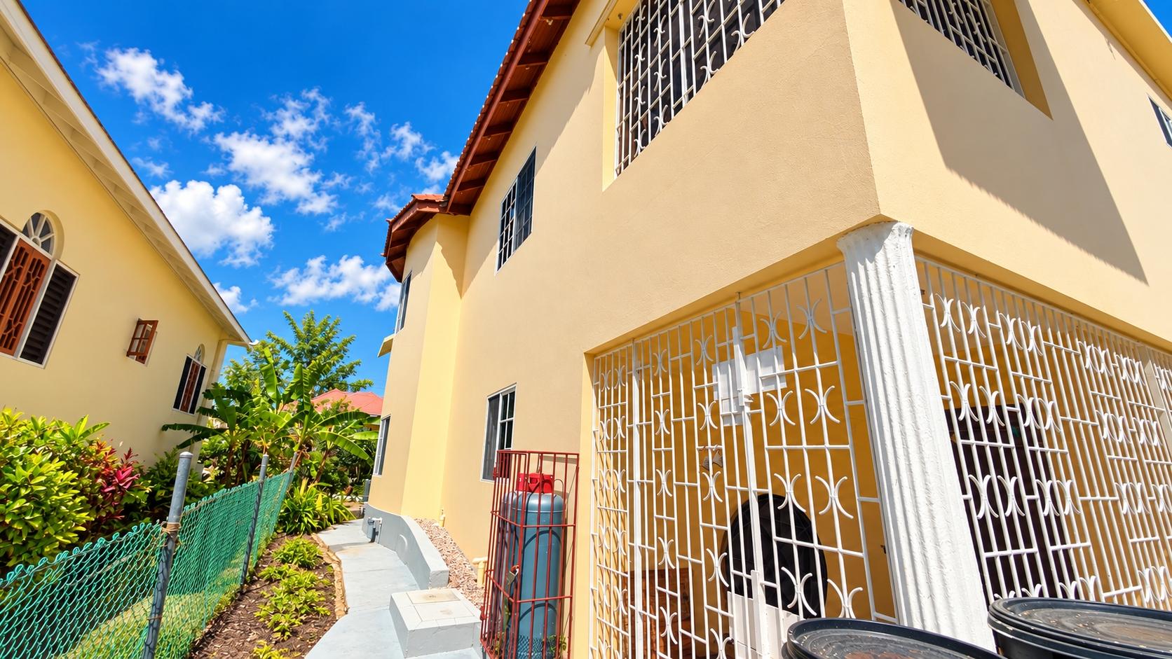 House For Sale: BRIDGEWATER GARDENS, Discovery Bay | $450,000 photo 3