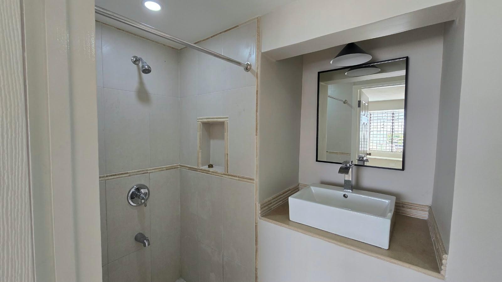 Apartment For Rent: FORSYTHE DRIVE, Kingston 6 | $160,000 photo 6