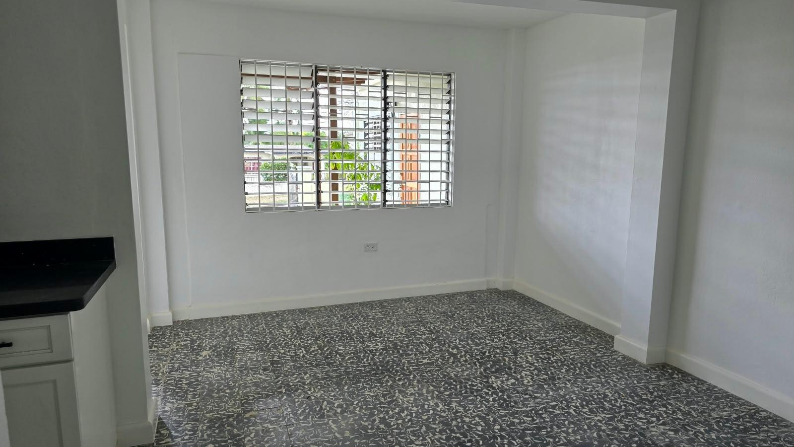 Apartment For Rent: FORSYTHE DRIVE, Kingston 6 | $160,000 photo 3