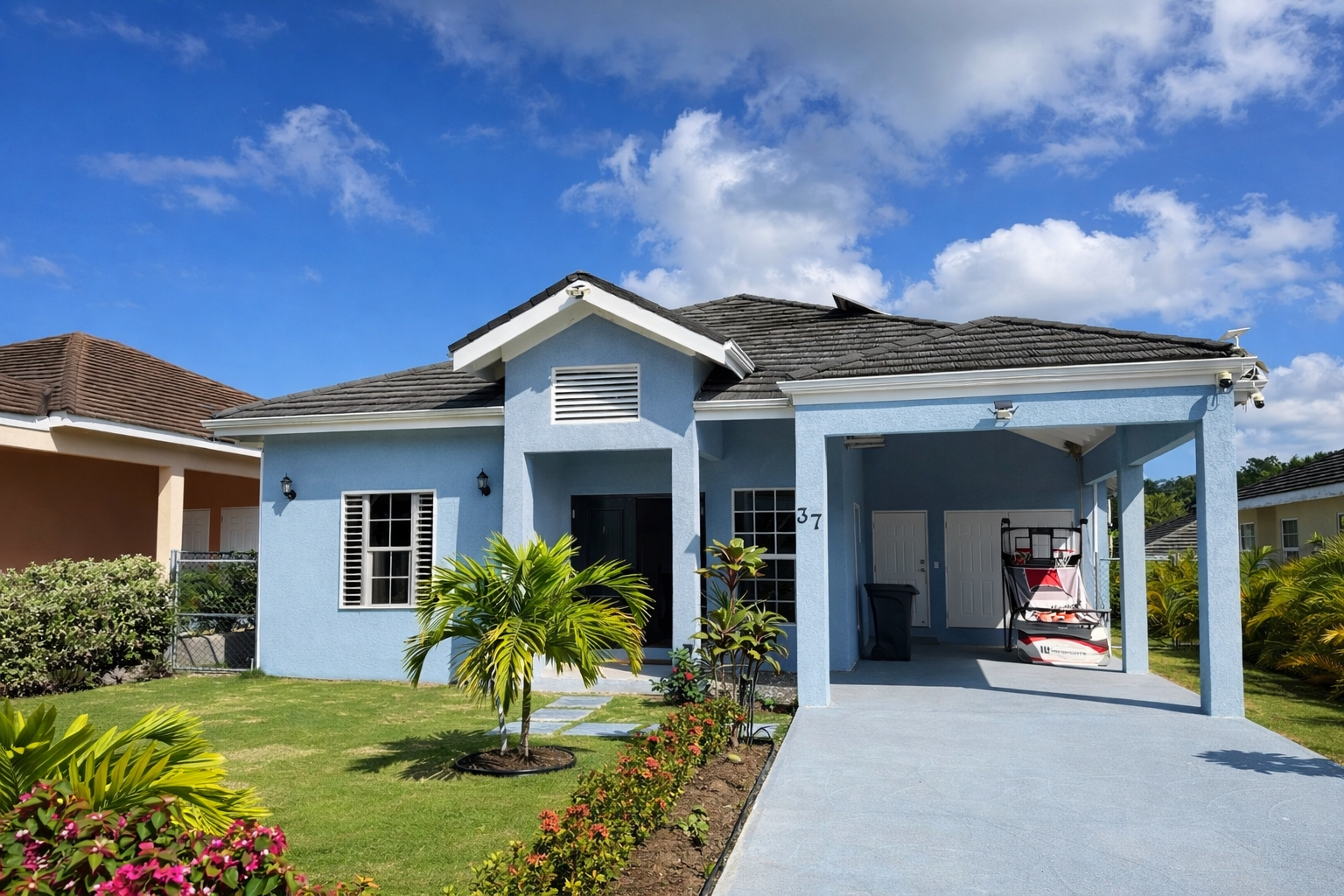 House For Sale: GATES OF EDGEHILL, Huddersfield Estates | $395,000