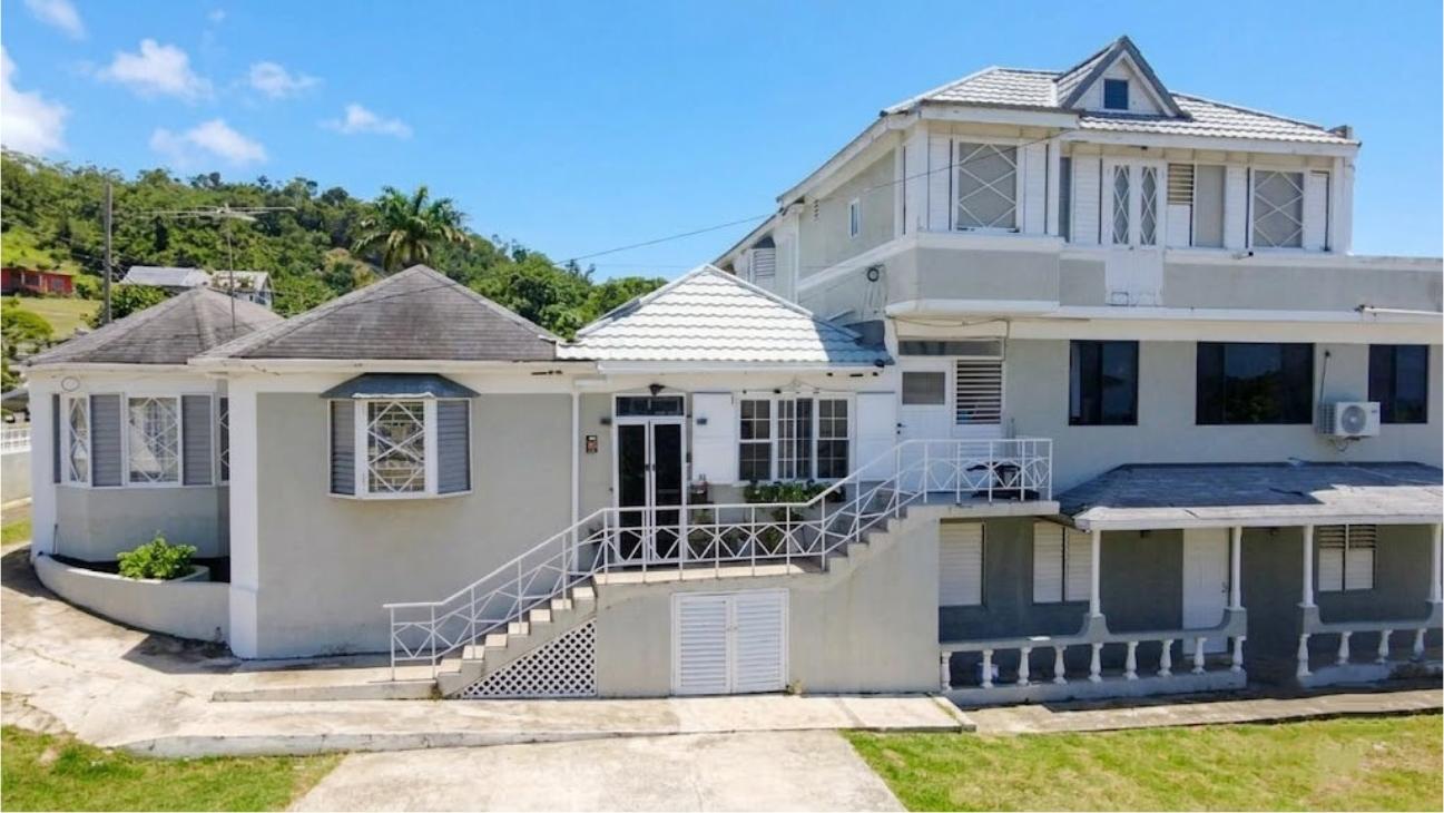 Apartment For Sale: COOLSHADE AVENUE, Tanglewood | $33,500,000