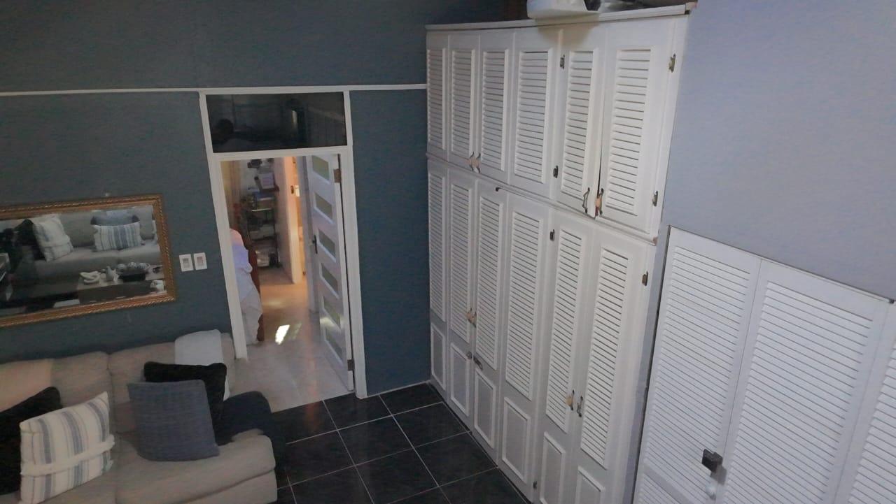 Apartment For Sale: COOLSHADE AVENUE, Tanglewood | $33,500,000 photo 15