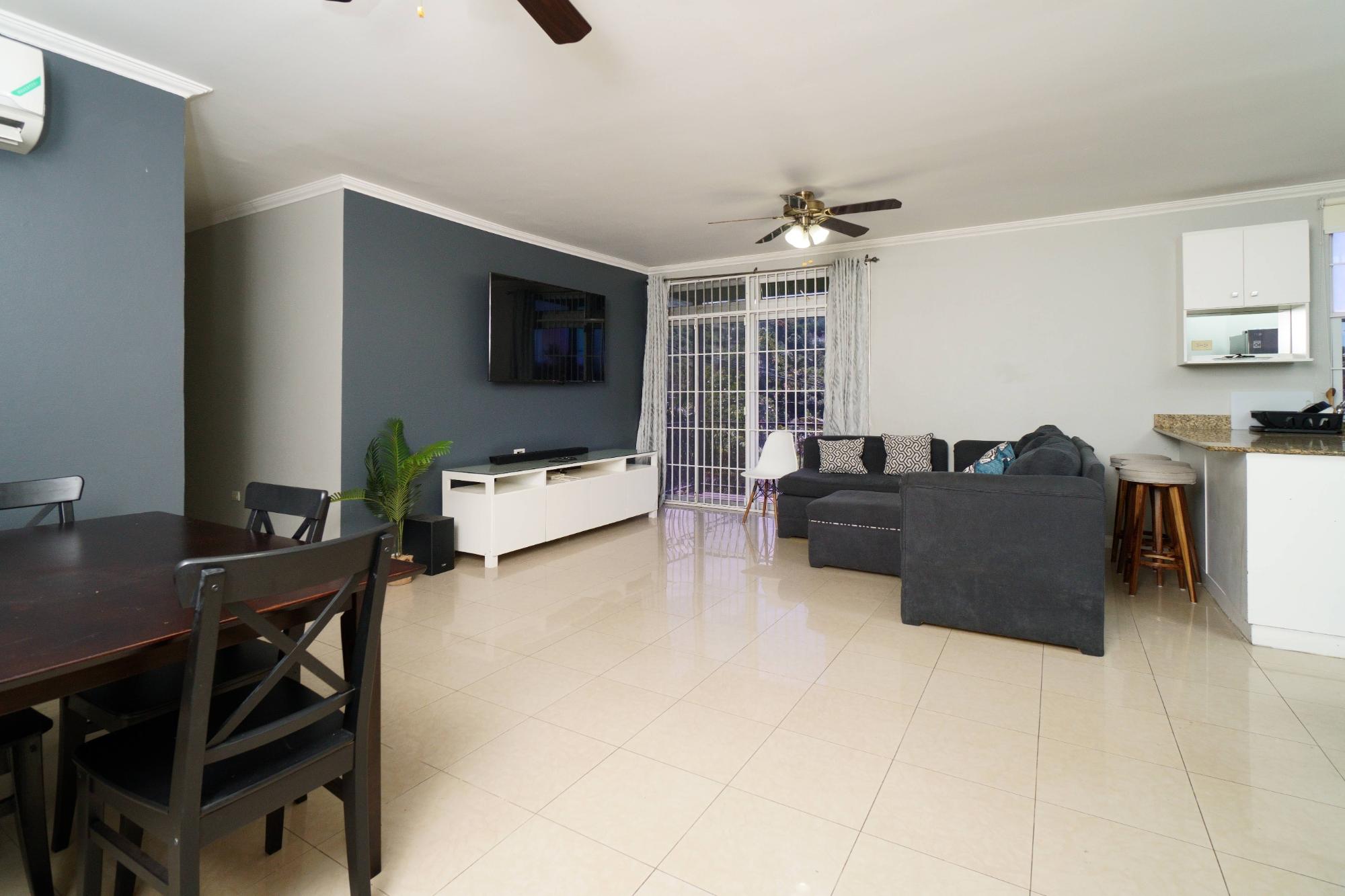 Apartment For Rent: OLD HOPE ROAD, Kingston 6 | $1,600 photo 10