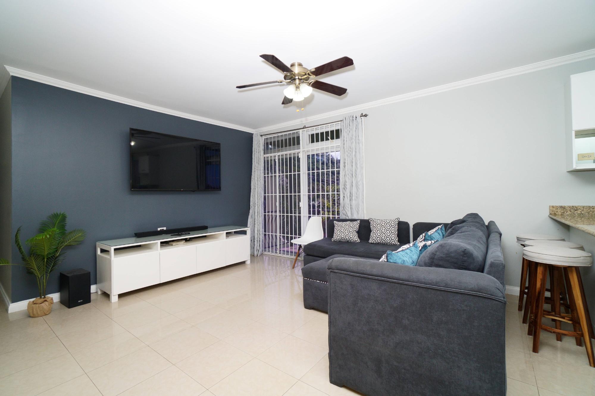 Apartment For Rent: OLD HOPE ROAD, Kingston 6 | $1,600 photo 11