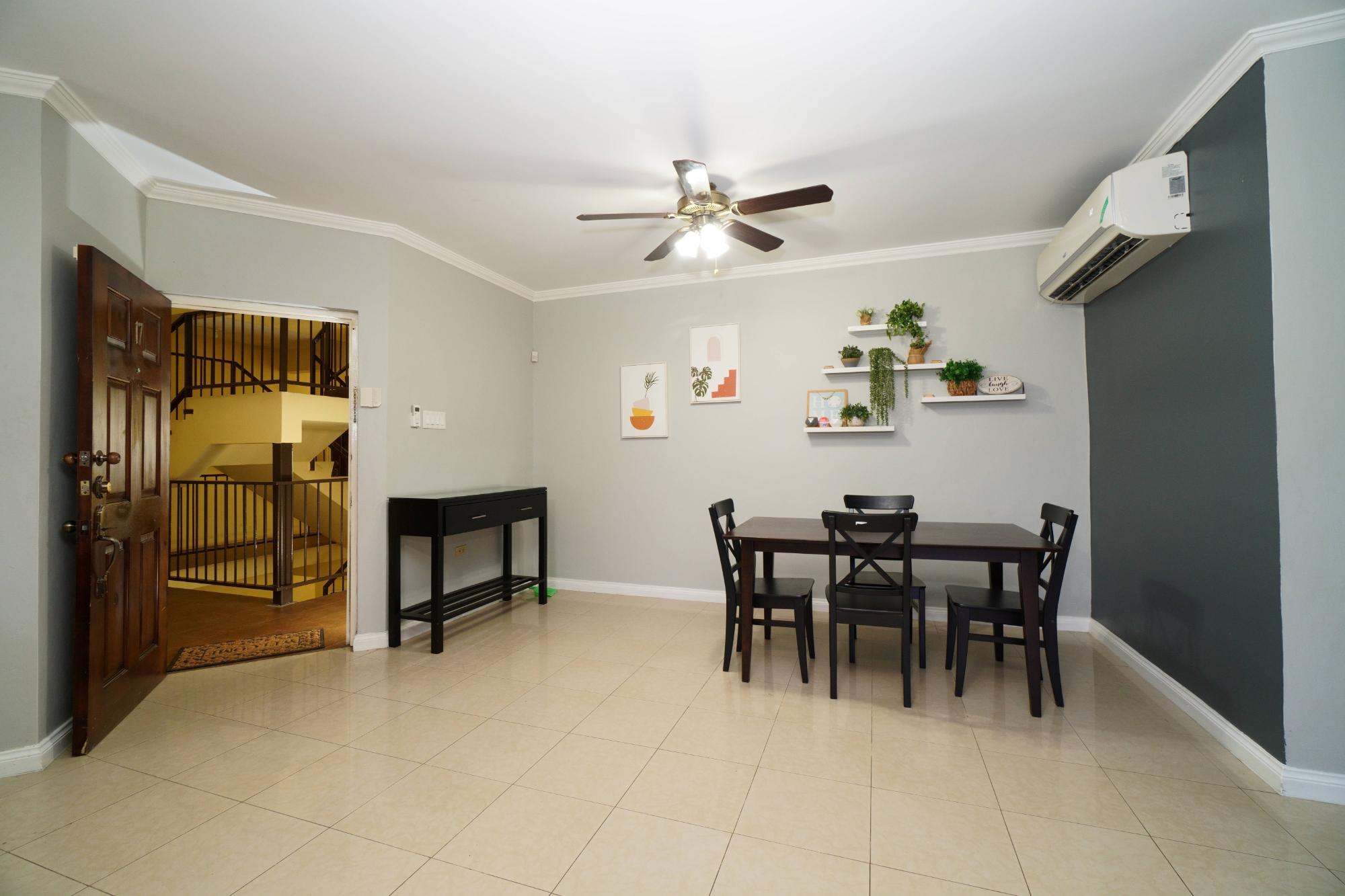 Apartment For Rent: OLD HOPE ROAD, Kingston 6 | $1,600 photo 16