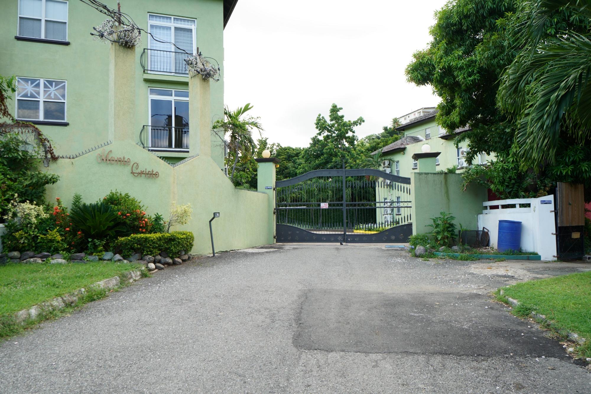 Apartment For Rent: OLD HOPE ROAD, Kingston 6 | $1,600 photo 24