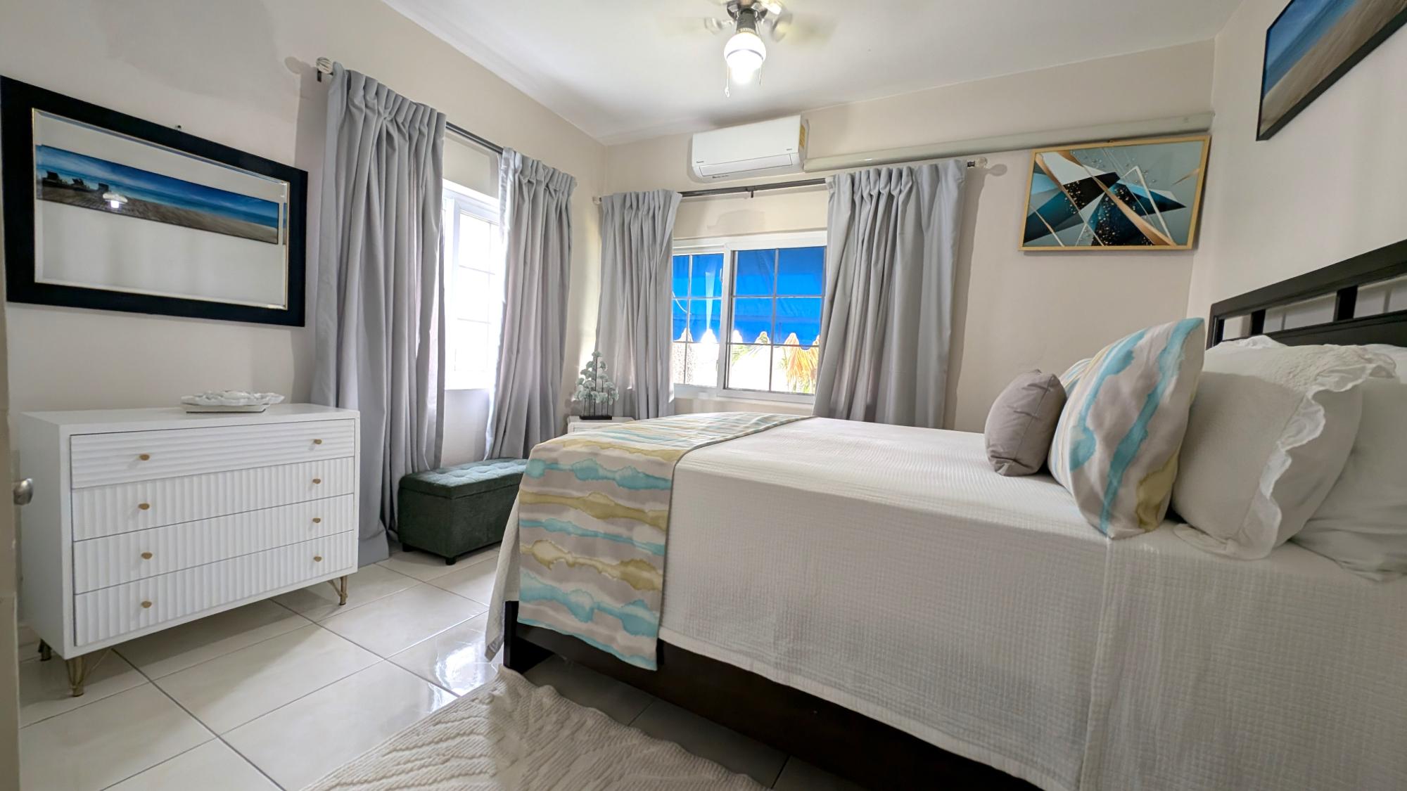 Apartment For Sale: OLD HOPE ROAD, Kingston 6 | $41,000,000 photo 11