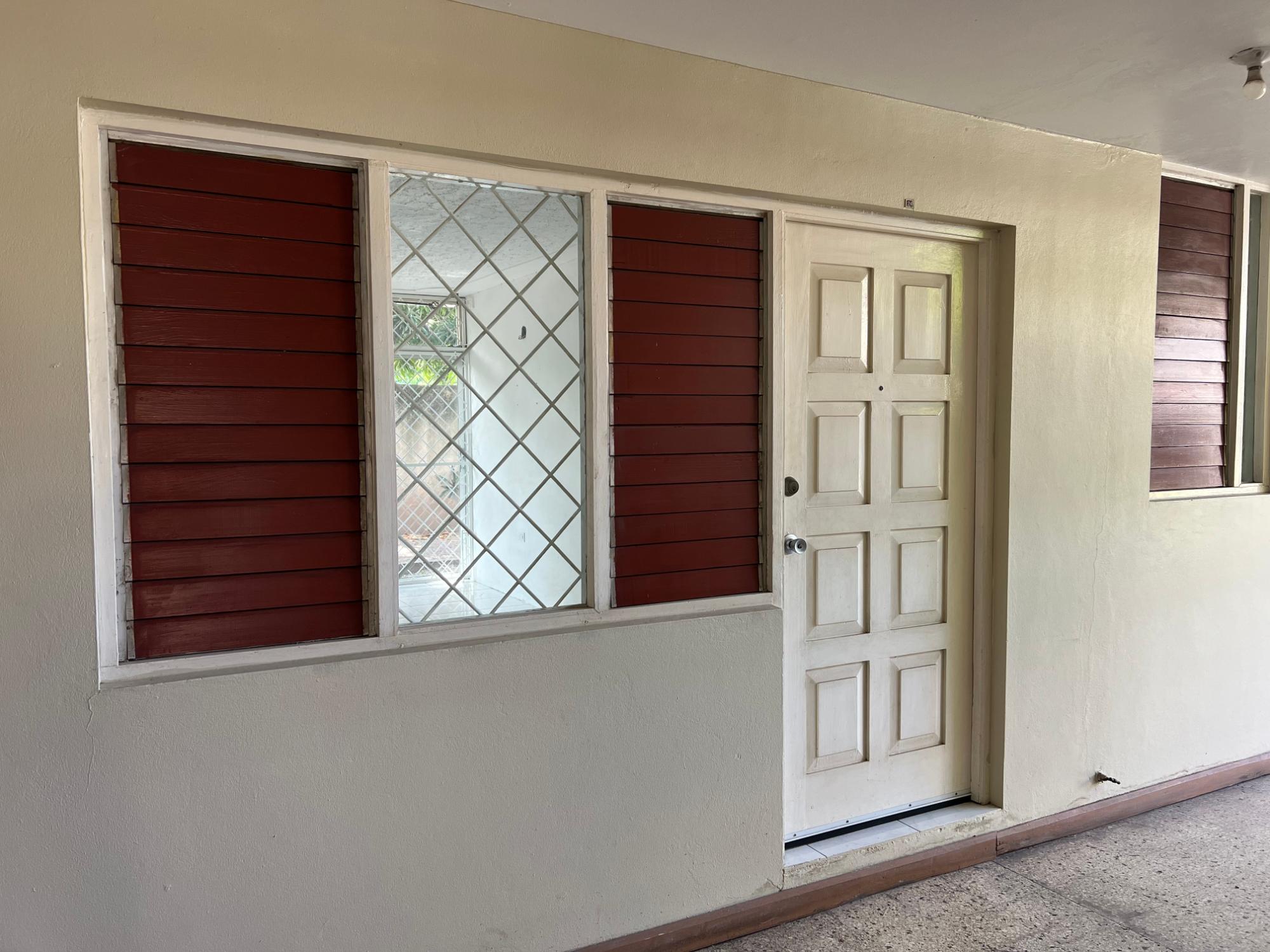 Apartment For Rent: CENTRAL AVENUE, Constant Spring P.O. | $110,000 photo 4