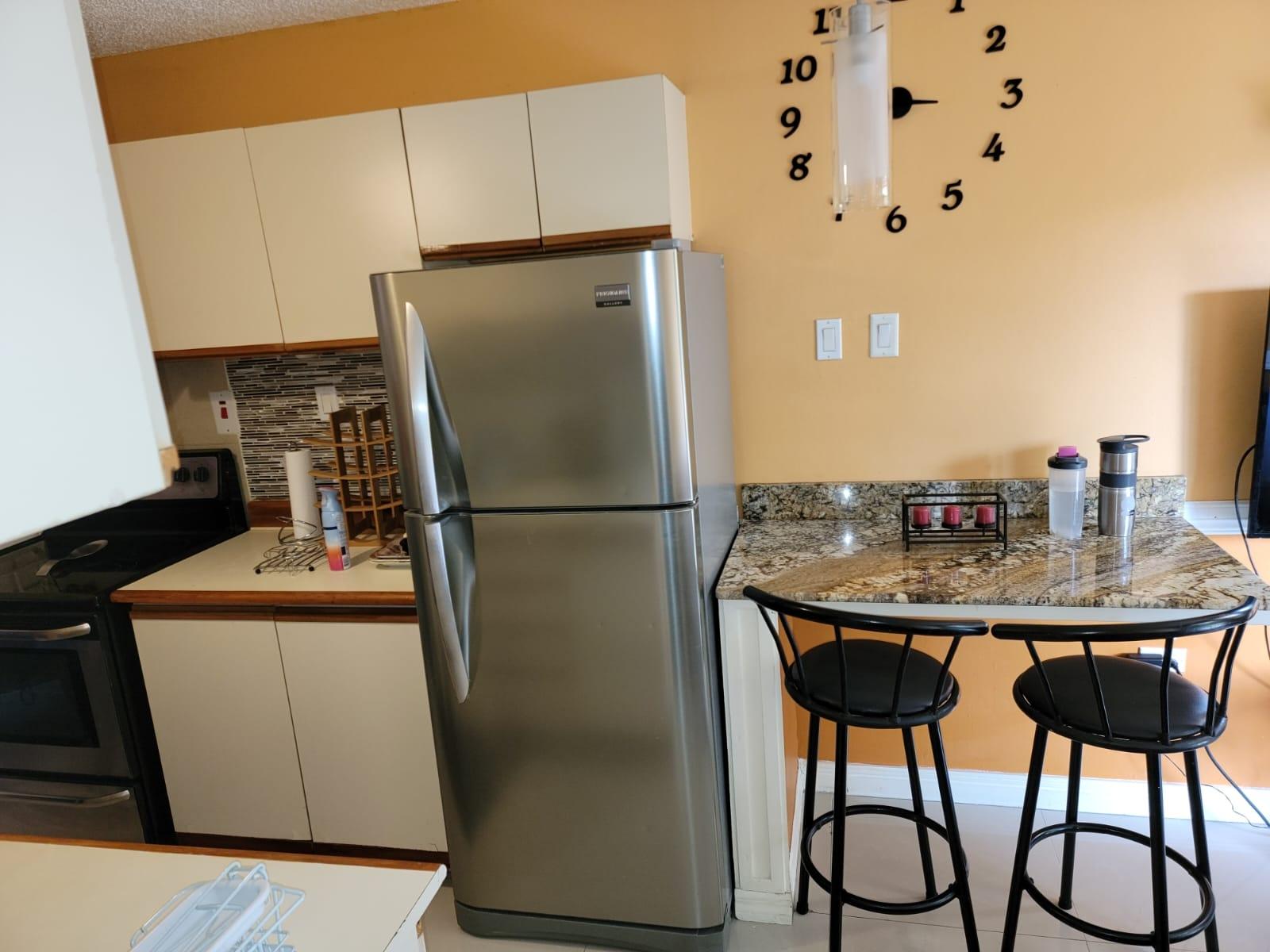 Apartment For Rent: KENSINGTON CRESCENT, KING, Kingston 5 | $125,000 photo 4