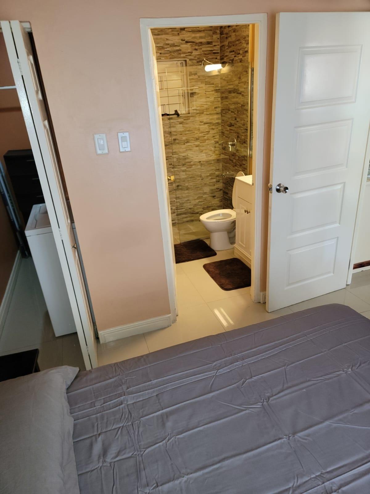 Apartment For Rent: KENSINGTON CRESCENT, KING, Kingston 5 | $125,000 photo 16