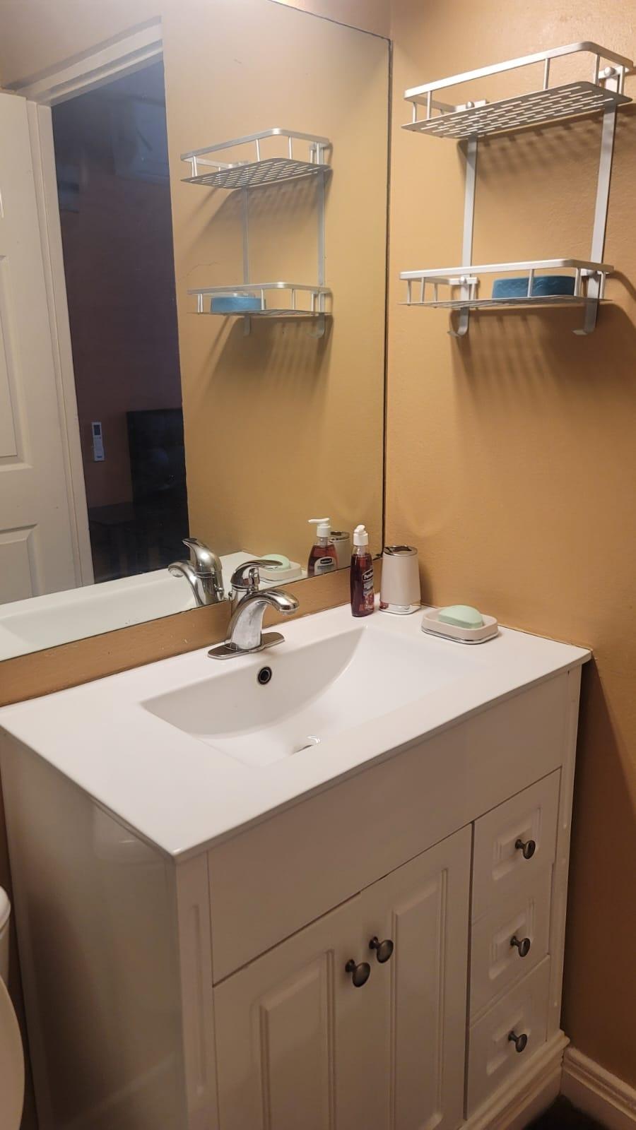 Apartment For Rent: KENSINGTON CRESCENT, KING, Kingston 5 | $125,000 photo 19