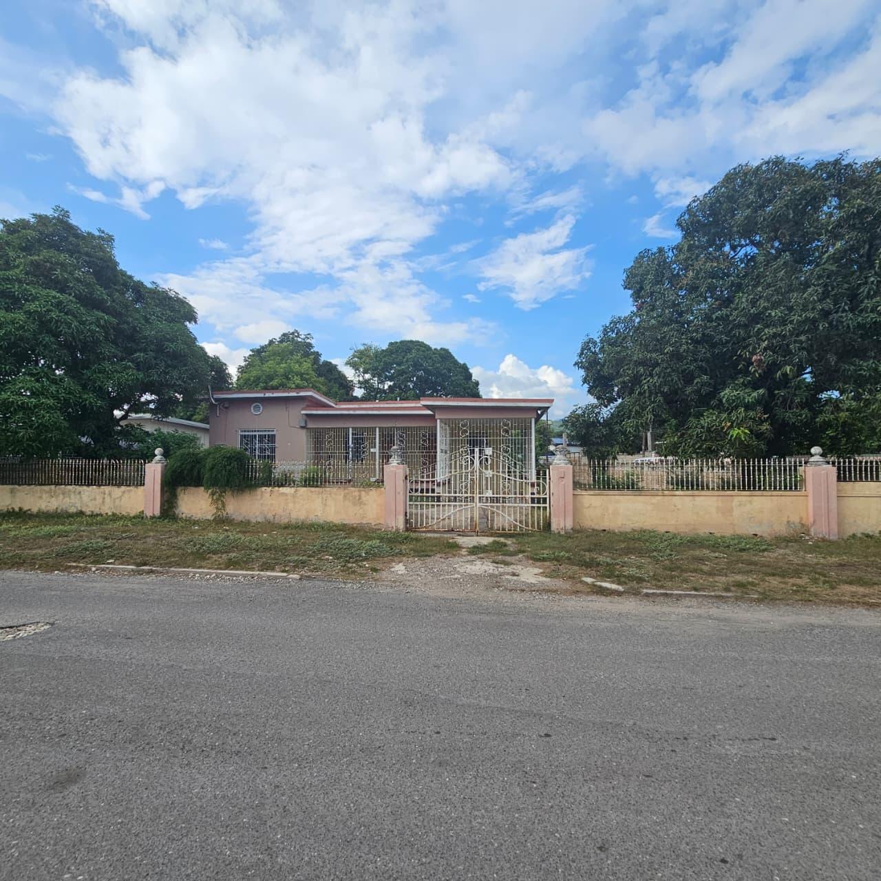 House For Sale: BAYARDO AVENUE, Kingston 10 | $35,000,000