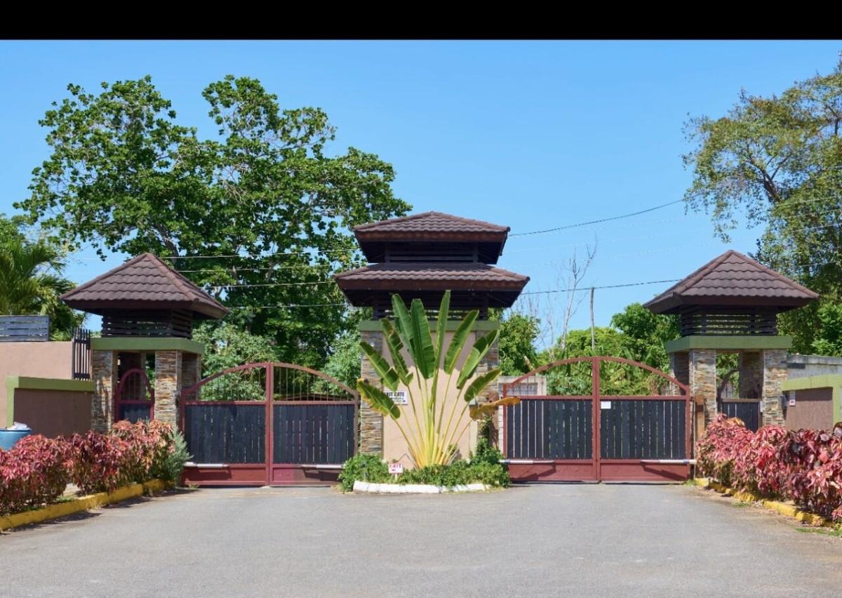 House For Rent: GREAT POND ESTATE, Great Pond | $260,000 photo 2