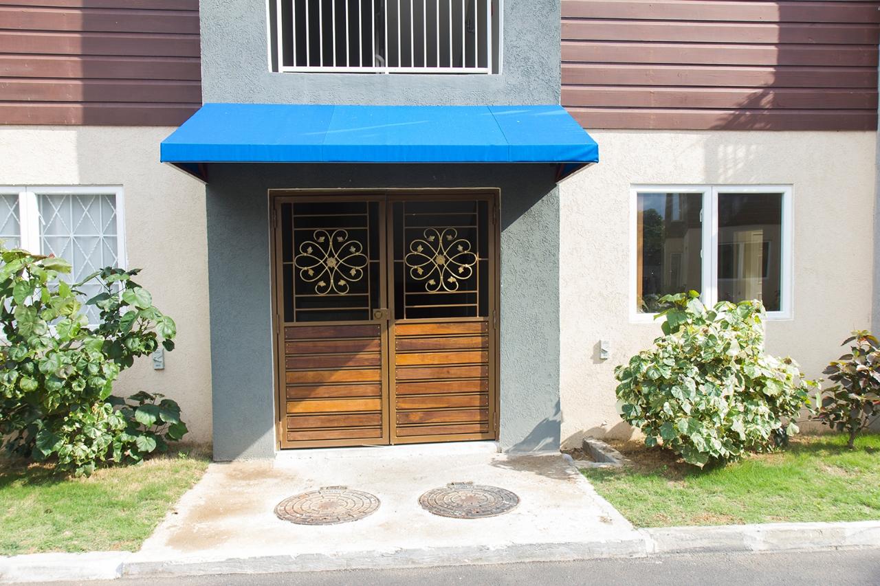 Apartment For Rent: BELAIR AVENUE, Kingston 3 | $150,000 photo 2