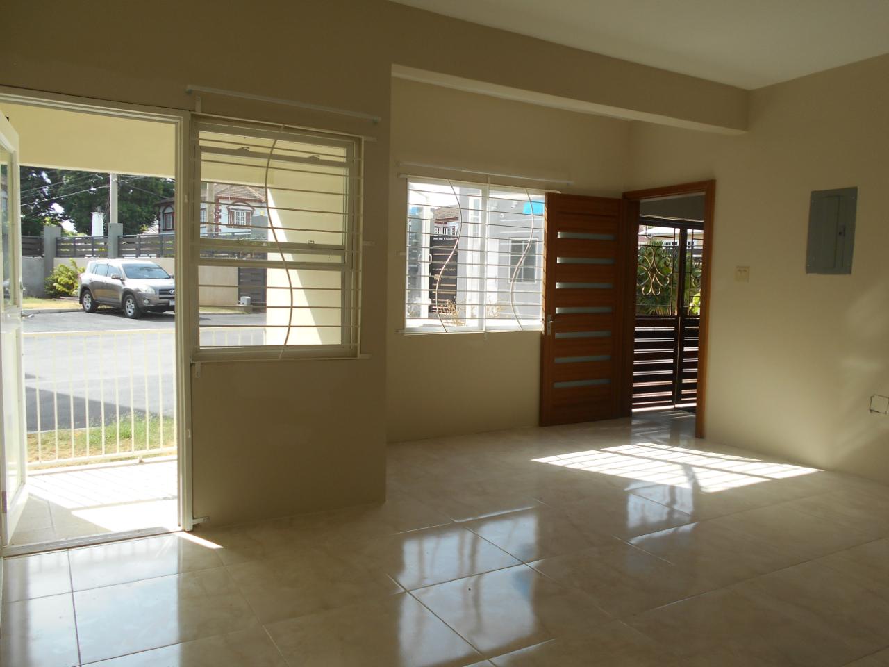 Apartment For Rent: BELAIR AVENUE, Kingston 3 | $150,000 photo 4