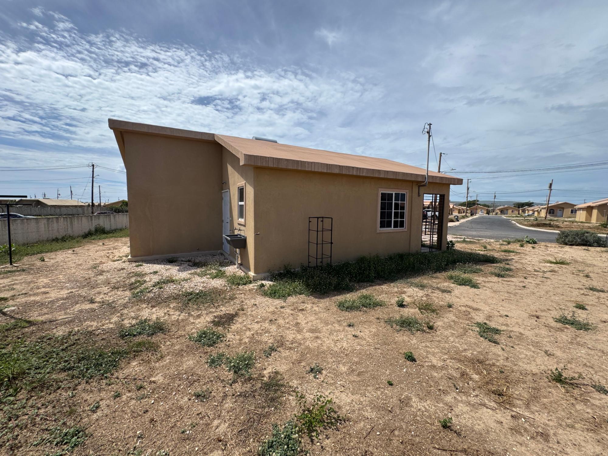 House For Rent: PHOENIX PARK VILLAGE 2, Phoenix Park | $125,000 photo 3