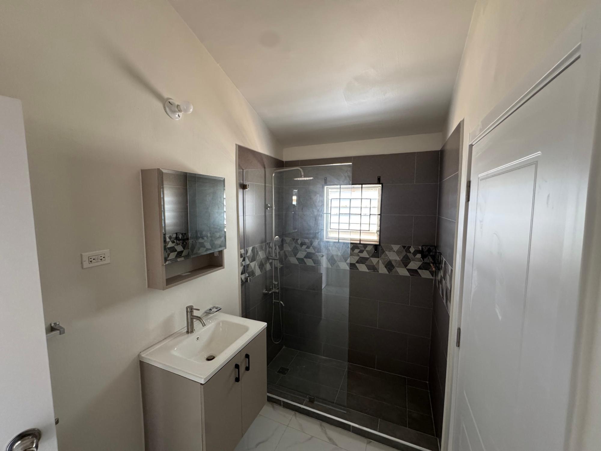 House For Rent: PHOENIX PARK VILLAGE 2, Phoenix Park | $125,000 photo 7