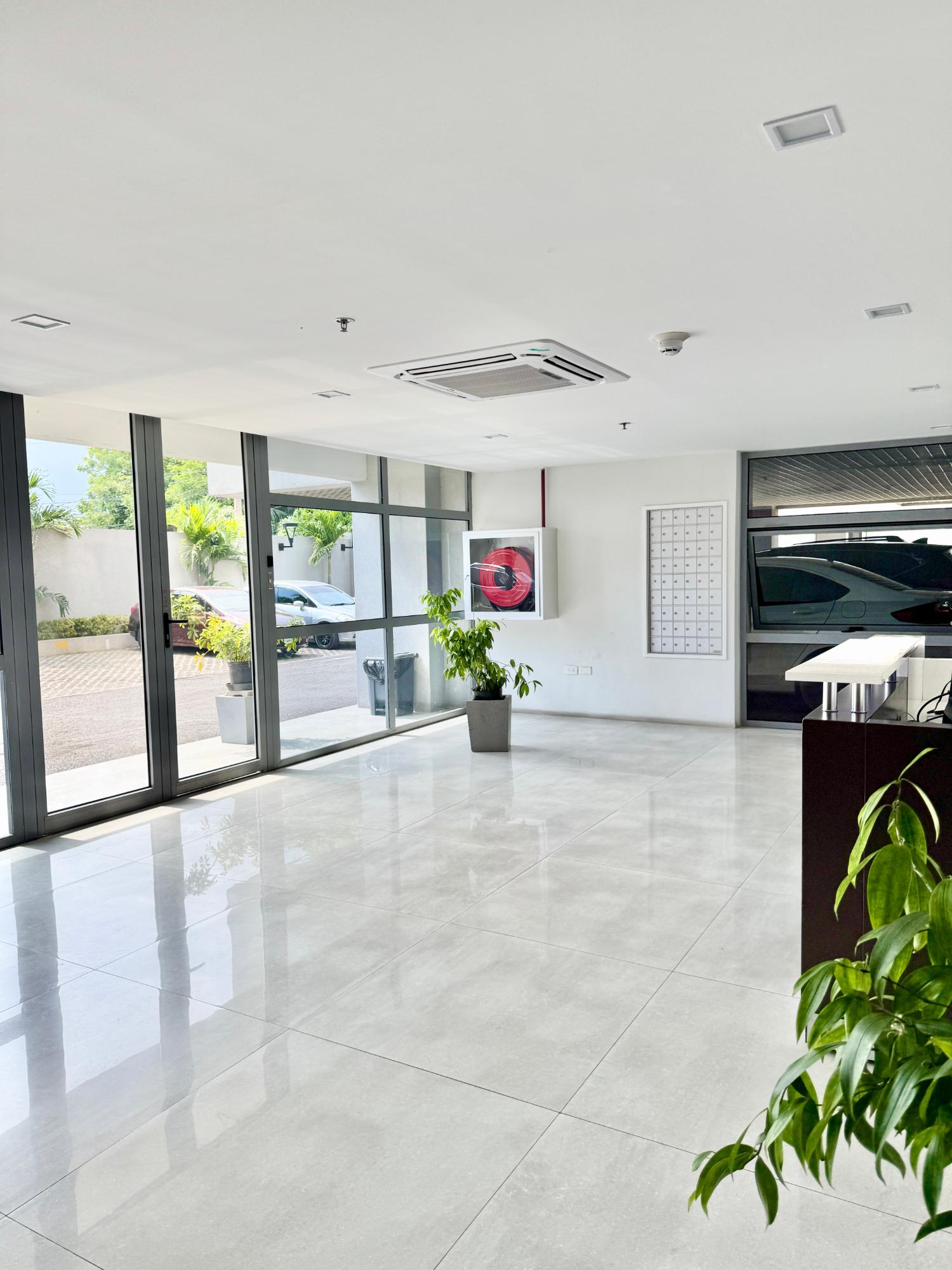 Apartment For Rent: WATERLOO ROAD, Kingston 10 | $2,100 photo 4