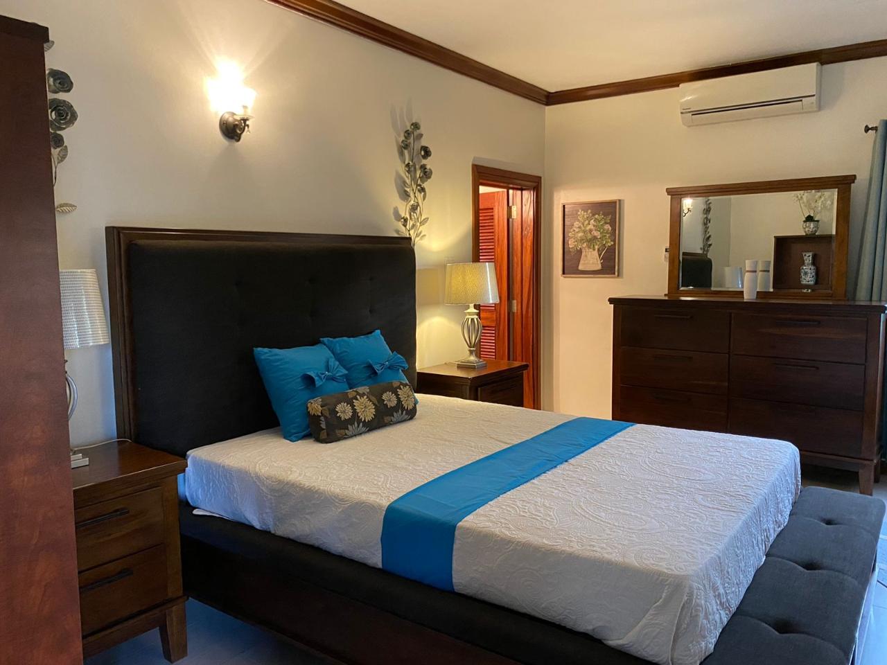 Apartment For Rent: SPRING GARDEN, ST. JAMES, Spring Garden | $1,500 photo 5