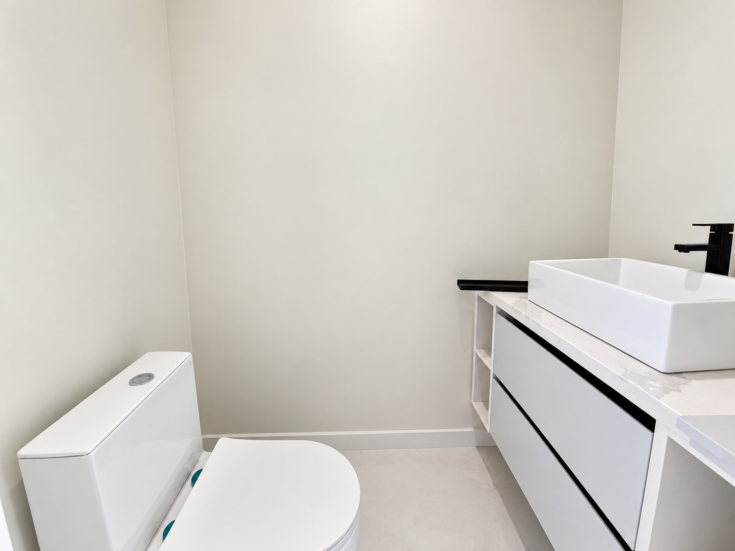 Apartment For Sale: VIP AVENUE, VISTA CIELO, Runaway Bay | $365,000 photo 12