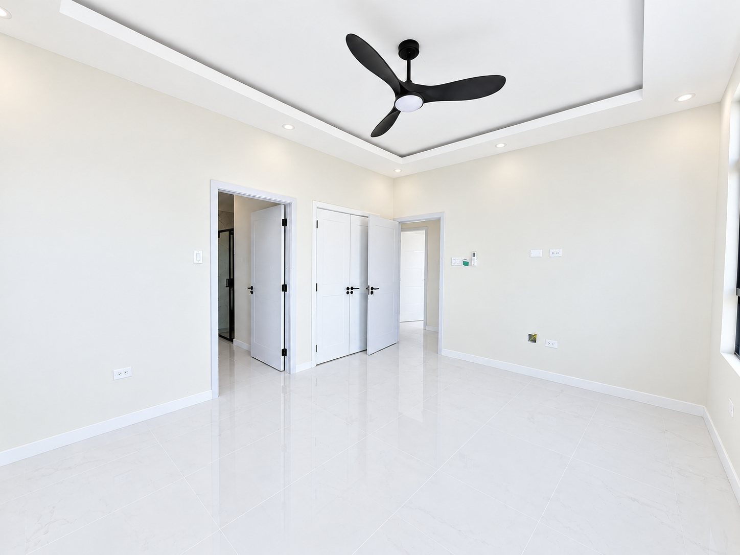 Apartment For Sale: VIP AVENUE, VISTA CIELO, Runaway Bay | $365,000 photo 16