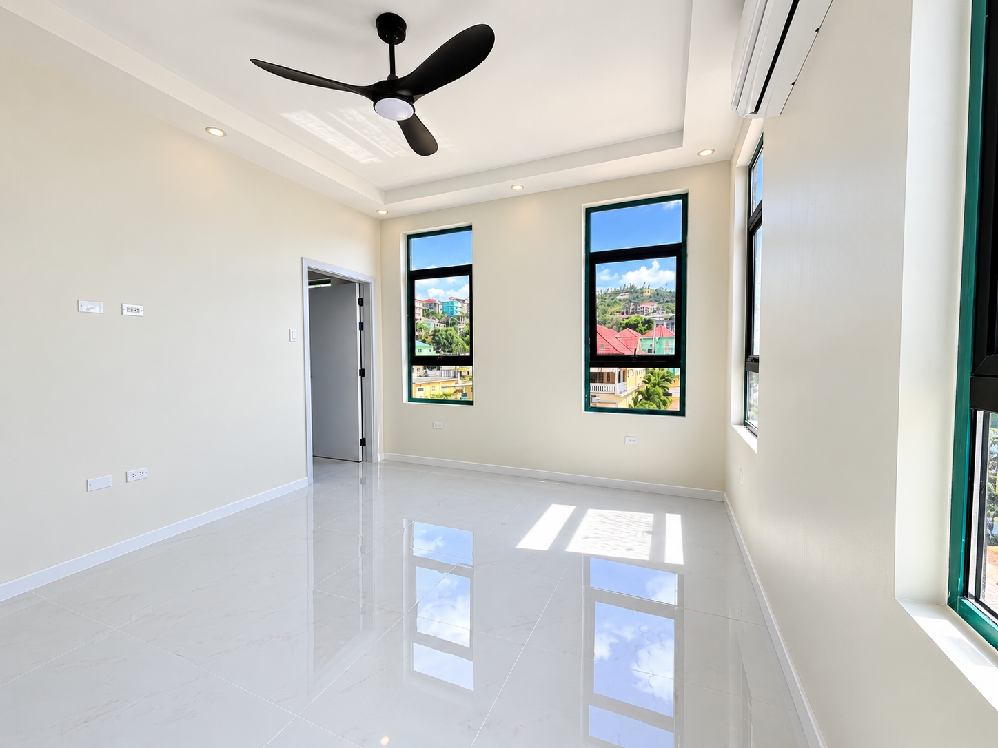 Apartment For Sale: VIP AVENUE, VISTA CIELO, Runaway Bay | $365,000 photo 20