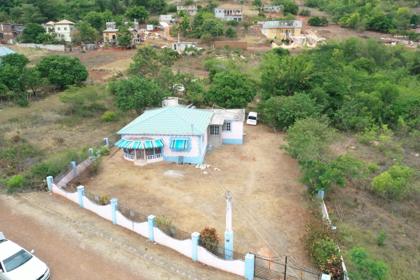 House For Sale: HILL VIEW TERRACE, Spur Tree | $21,000,000 photo 3