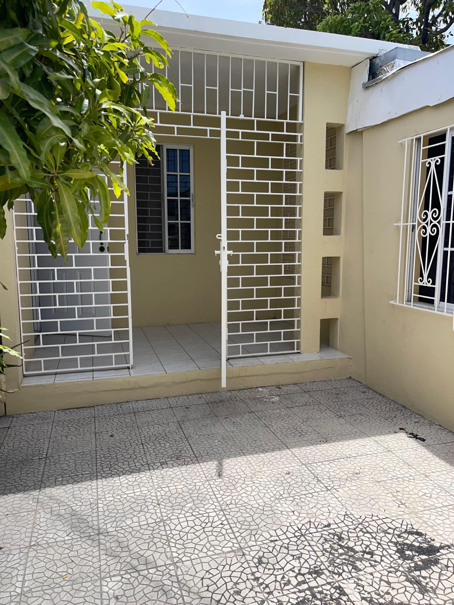 House For Sale: SARGASSO AVENUE, Kingston 17 | $40,000,000 photo 12