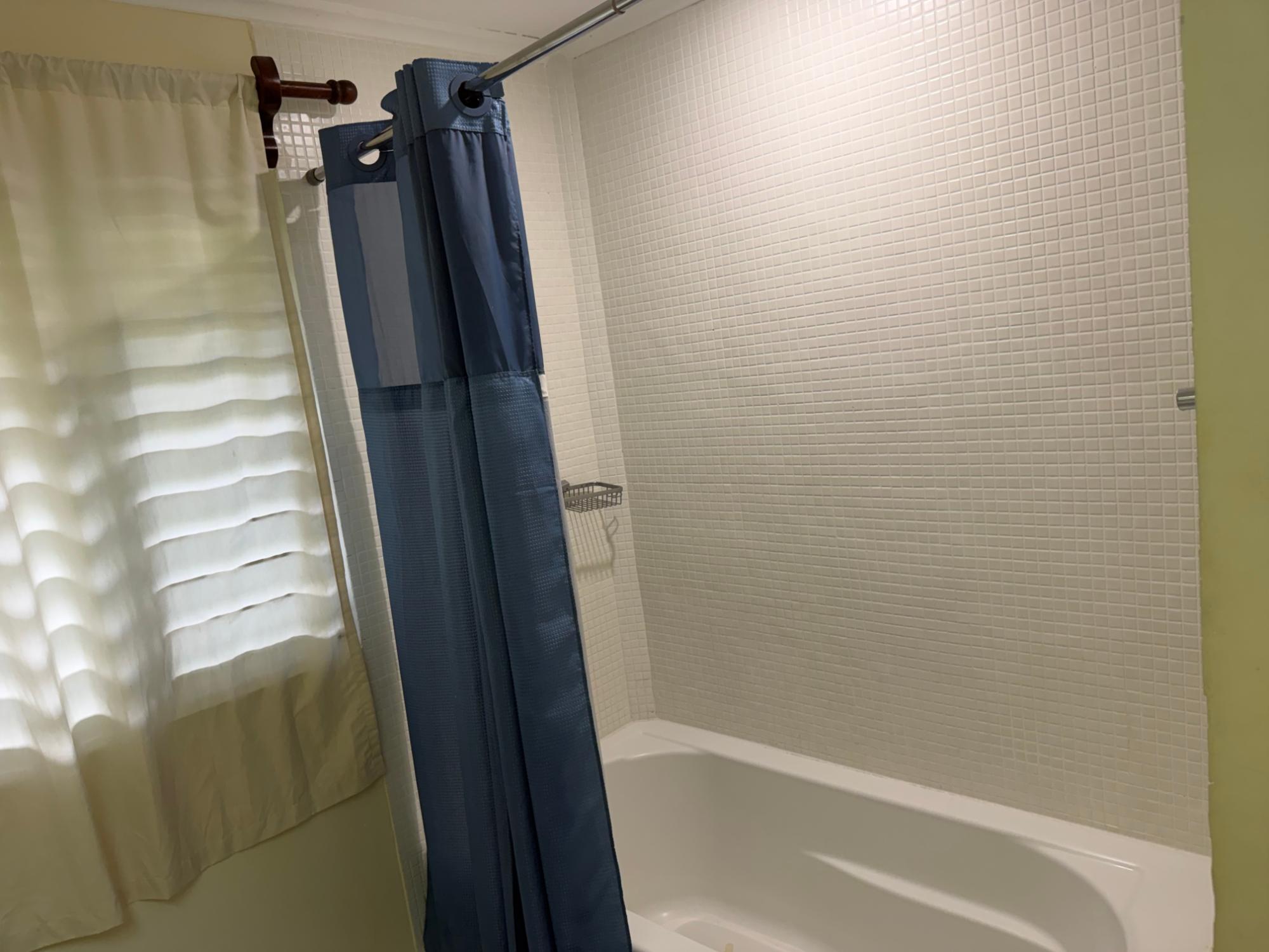 House For Rent: COOLSHADE RICHMOND ST. A, Richmond | $2,500 photo 9