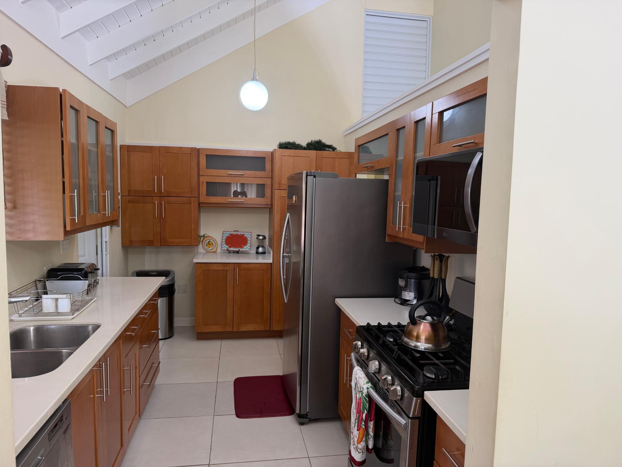 House For Rent: COOLSHADE RICHMOND ST. A, Richmond | $2,500 photo 10