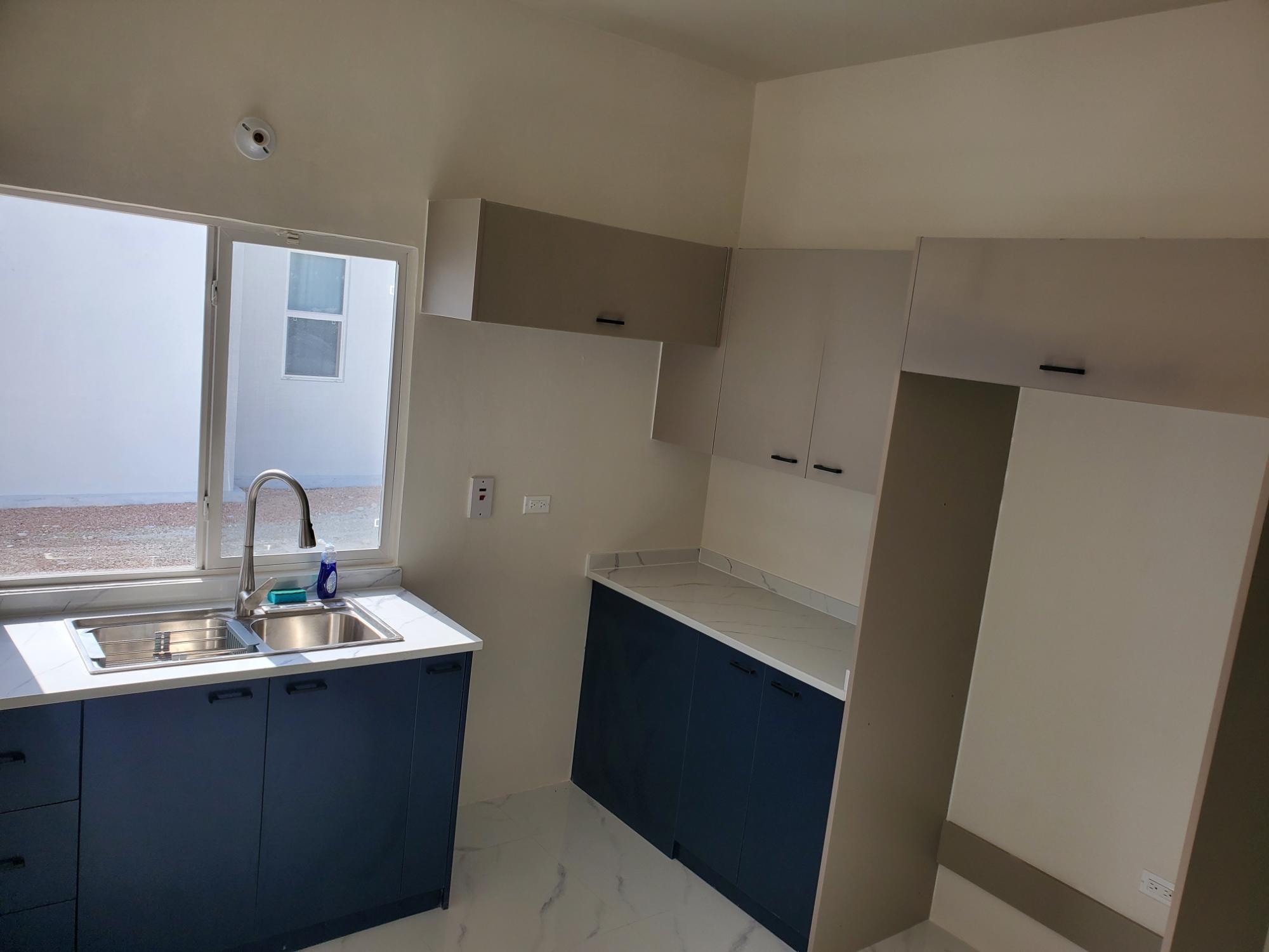 House For Rent: CORAL SPRING ESTATE PH 1, Coral Spring | $150,000 photo 6
