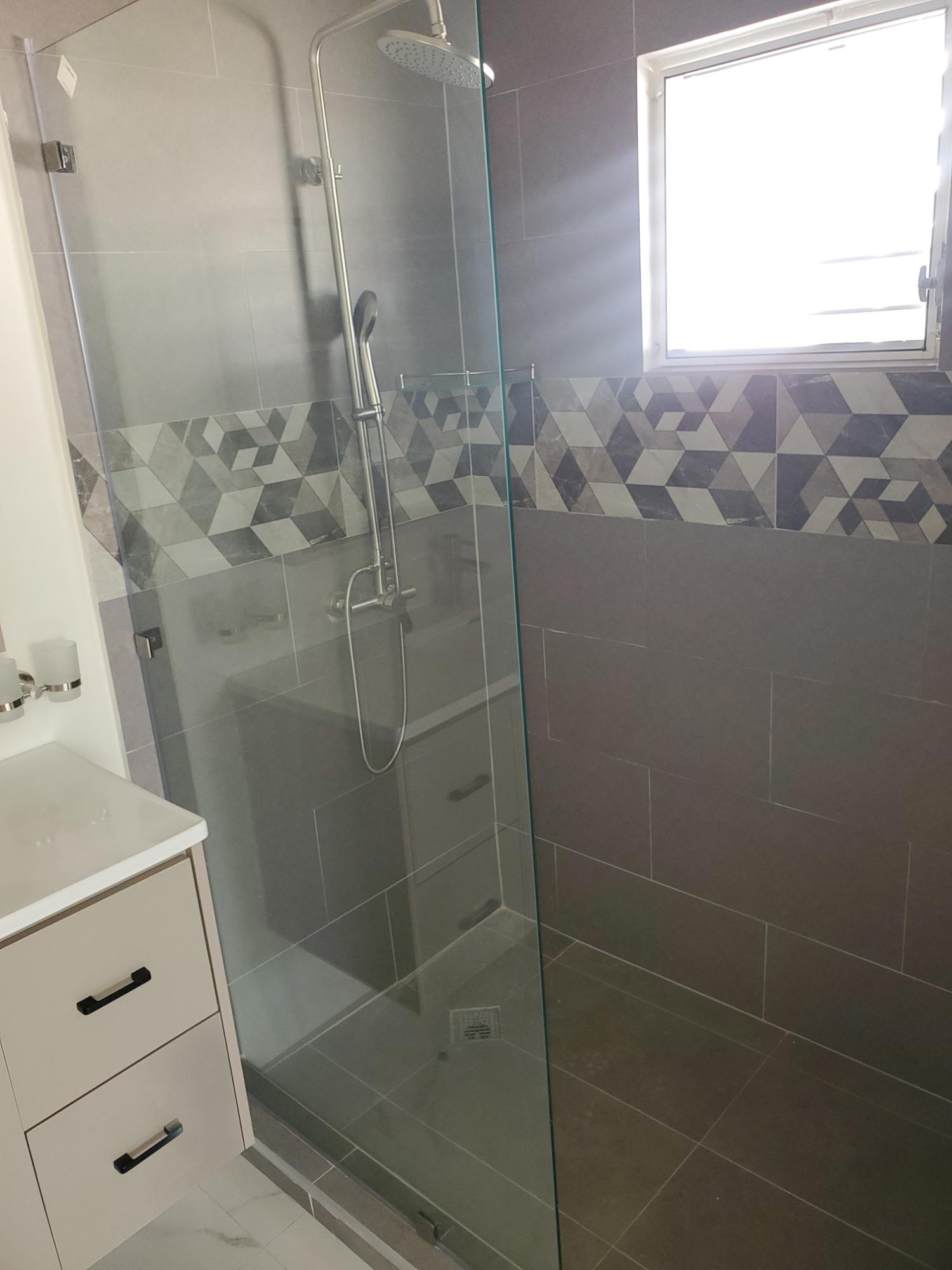 House For Rent: CORAL SPRING ESTATE PH 1, Coral Spring | $150,000 photo 12