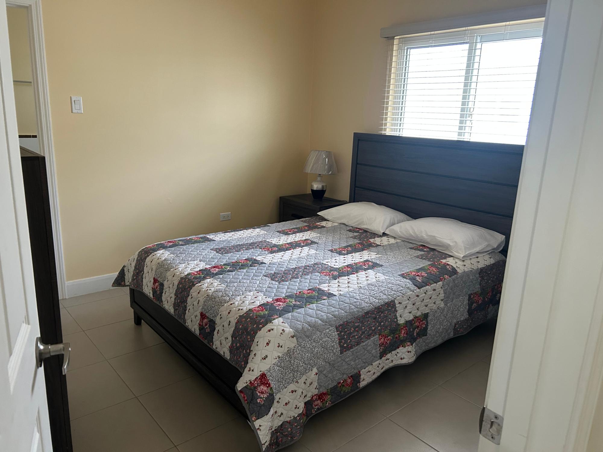 House For Rent: OCEANPOINTE, PHASE 4, SHEFFIELD | $1,200 photo 6