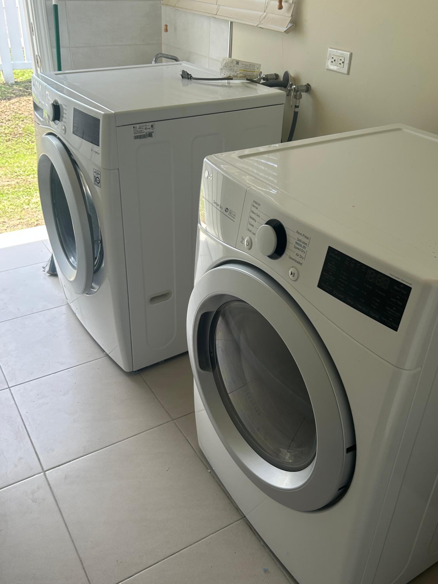 House For Rent: OCEANPOINTE, PHASE 4, SHEFFIELD | $1,200 photo 9