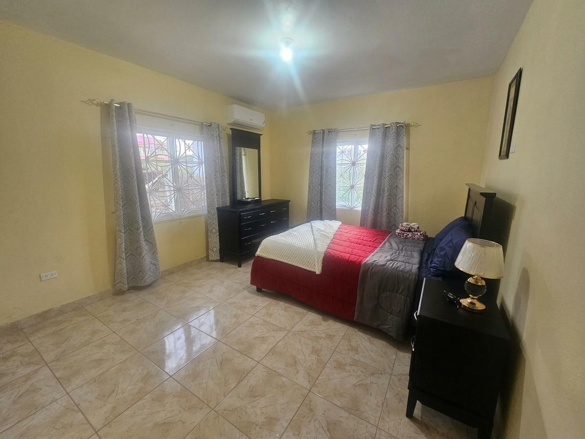 Apartment For Rent: 38 RETREAT HEIGHTS, RETREAT HEIGHTS | $1,800 photo 12