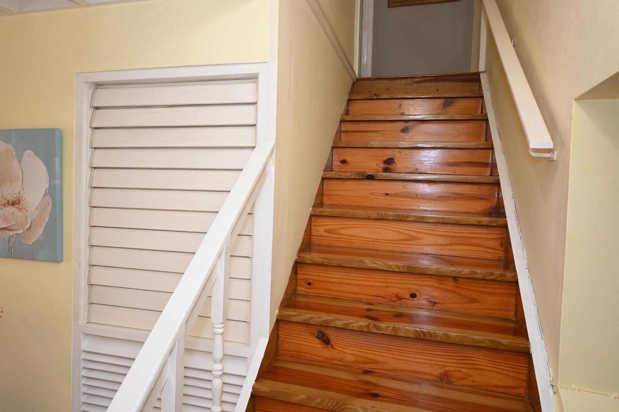 Apartment For Rent: COMLIN BANK ROAD, Kingston 5 | $1,300 photo 7
